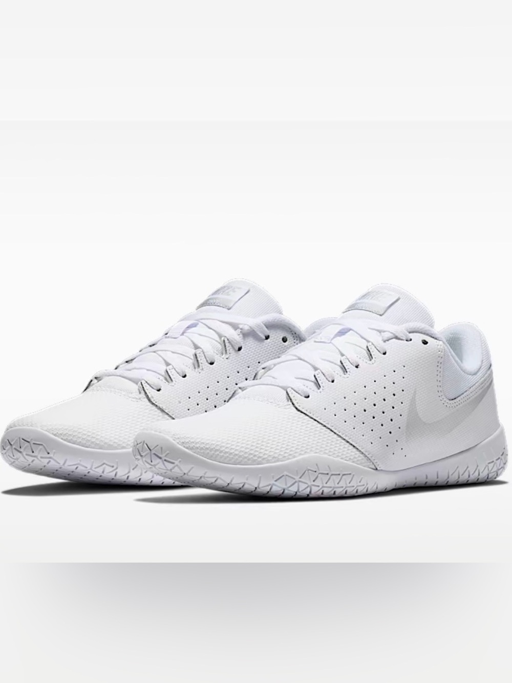 Nike Women's Sideline IV cheerleading shoes in white